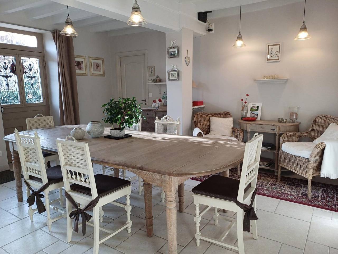 Chambres d'hôtes le Repos Coquelicot - Chambre Célestine in Montillot, Avallon region