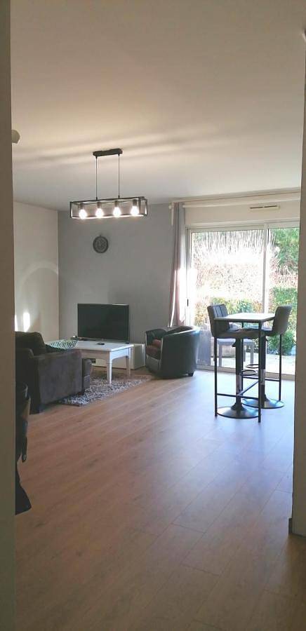Gîte pour 3 personnes, avec Terrasse à Changé (Mayenne)