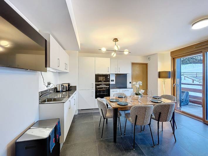 Entire apartment, New 2-bedroom apartment near ski slopes in Combloux with parking in Combloux, Pays du Mont-Blanc