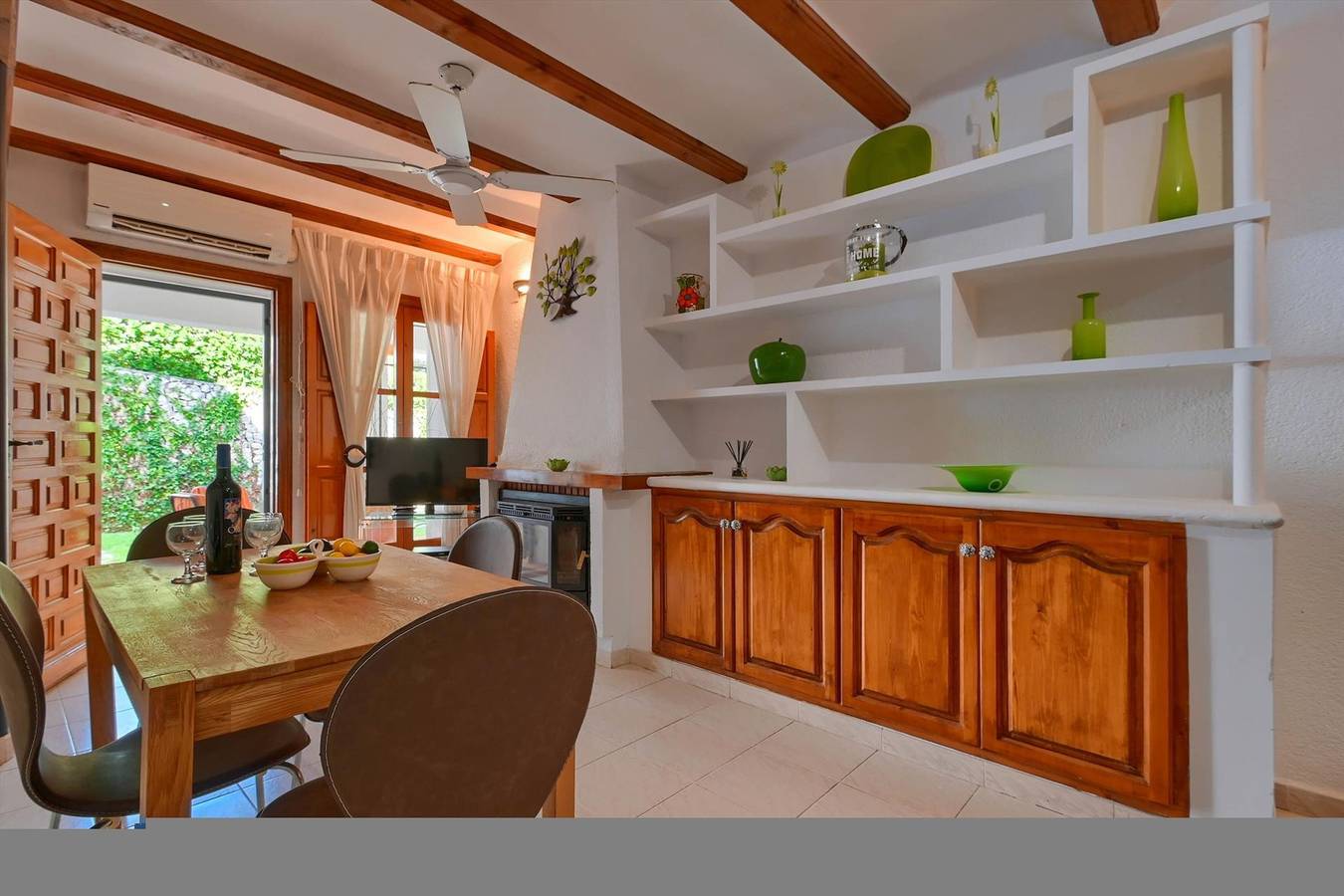 Apartamento entero, Apartamento de vacaciones para 4 personas con jardín in La Sella, Pedreguer
