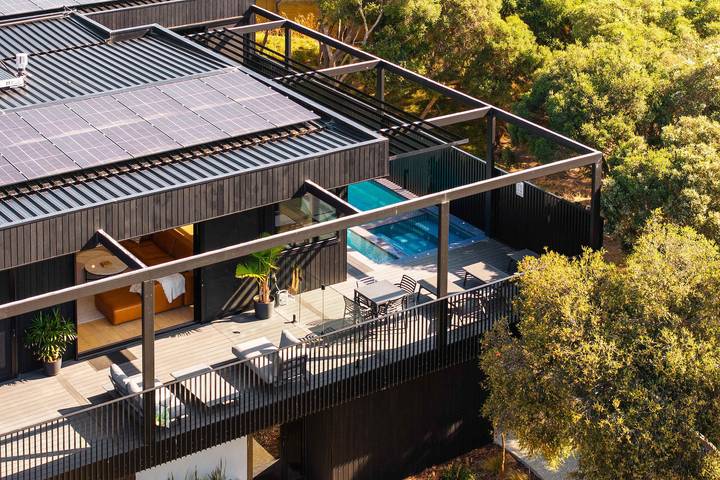 Holiday home for 10 people, with garden and balcony, child-friendly in Rye (Victoria)