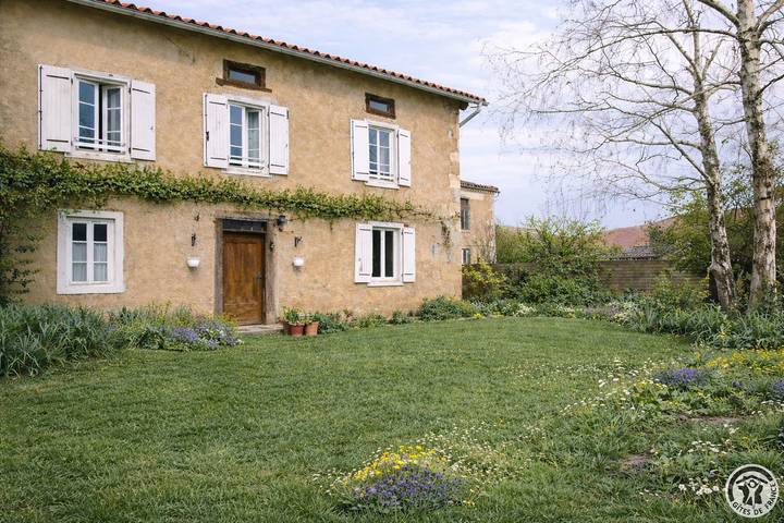 Gîte pour 6 personnes, avec jardin