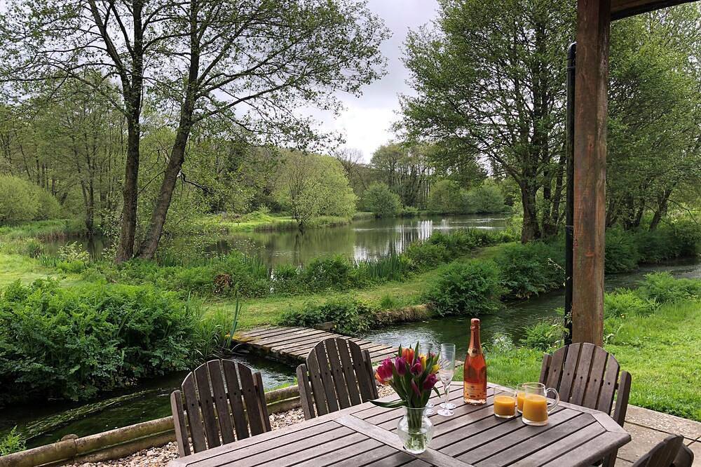 Holiday Home for 4 People in Dorset, South West England