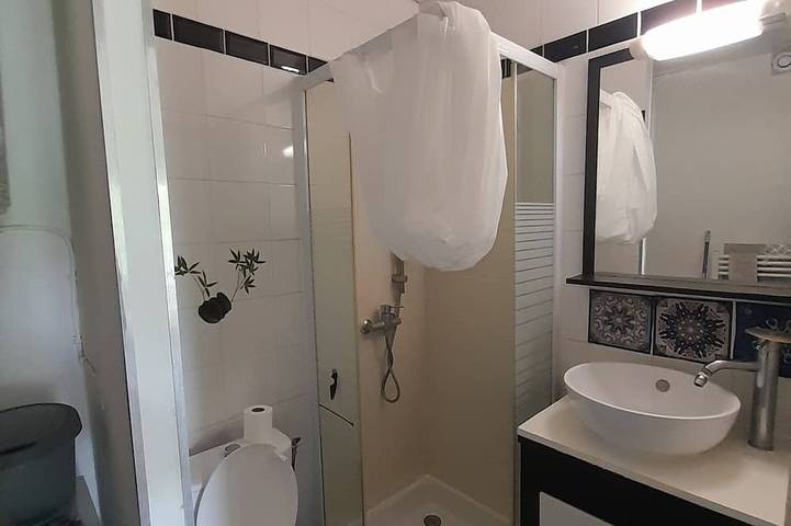 Villa pour 4 personnes, avec jardin ainsi que piscine et terrasse à Saint-Palais-sur-Mer - 4