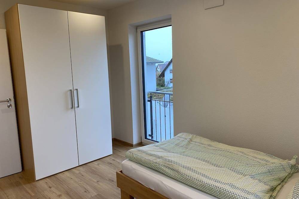 Ganze Wohnung, Ferienwohnung \"Fichte\" in Ravensburg im Grünen / Bodensee/ naturnah Neubau in Ravensburg, Oberschwaben