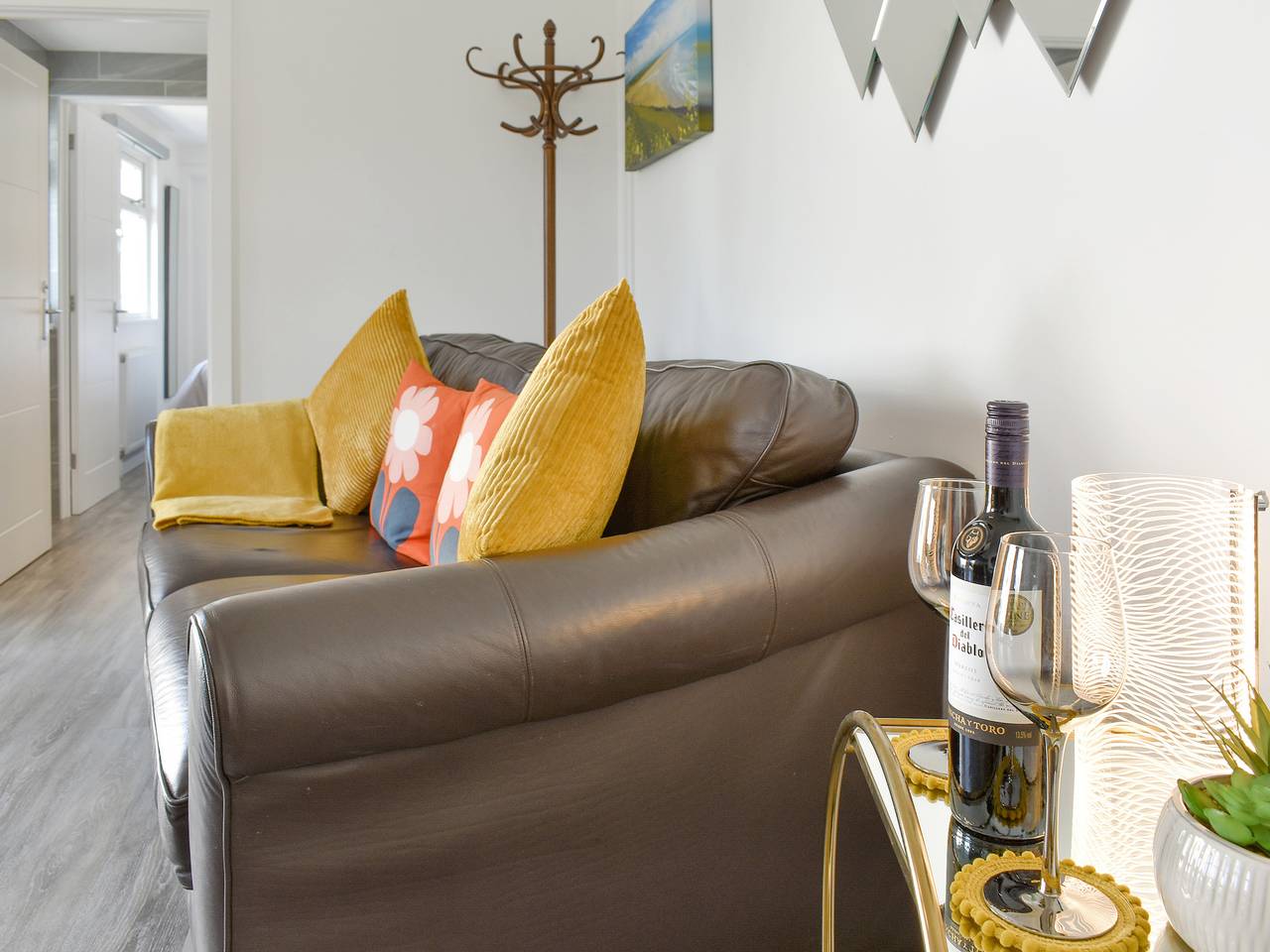 Lawn Vista Cabin in Barnstaple, Devon