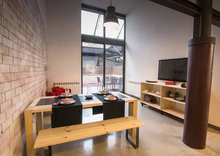 Gîte pour 6 personnes, avec terrasse à Berga - 2