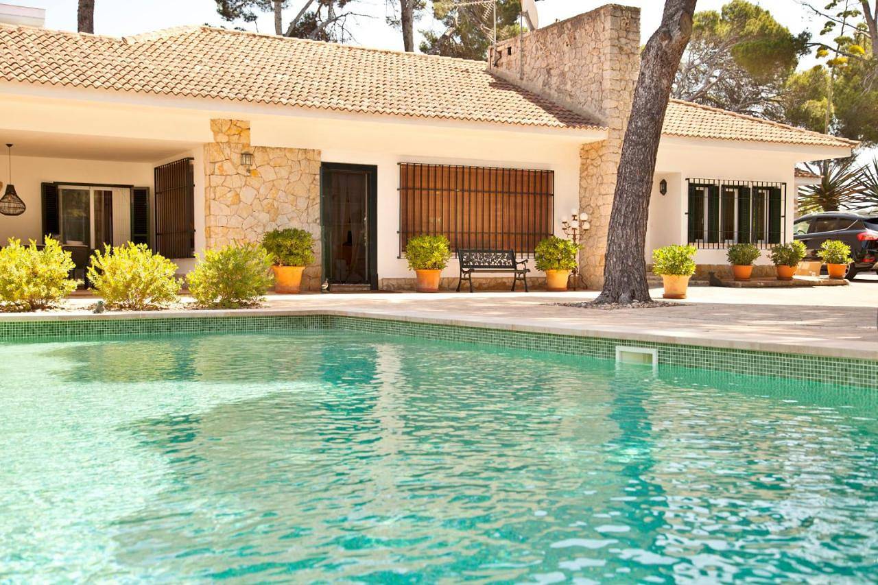 Villa Las Maravillas, 250m from the beach in El Arenal, Palma