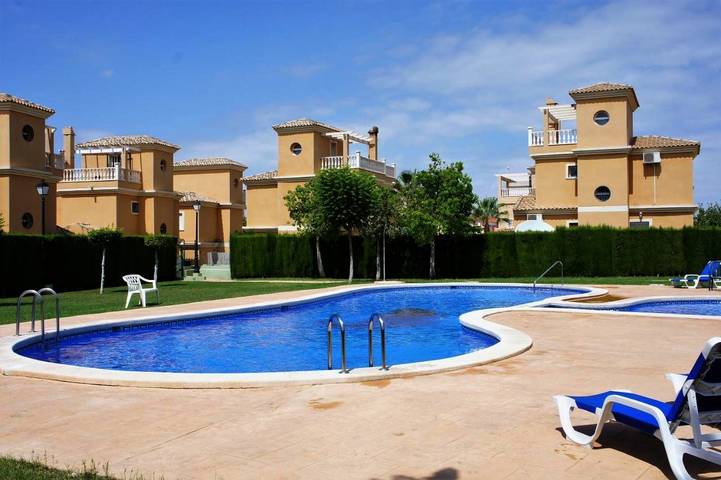 Casa rural para 6 personas, con jardín además de piscina y terraza, Se admiten mascotas en Algorfa - 3