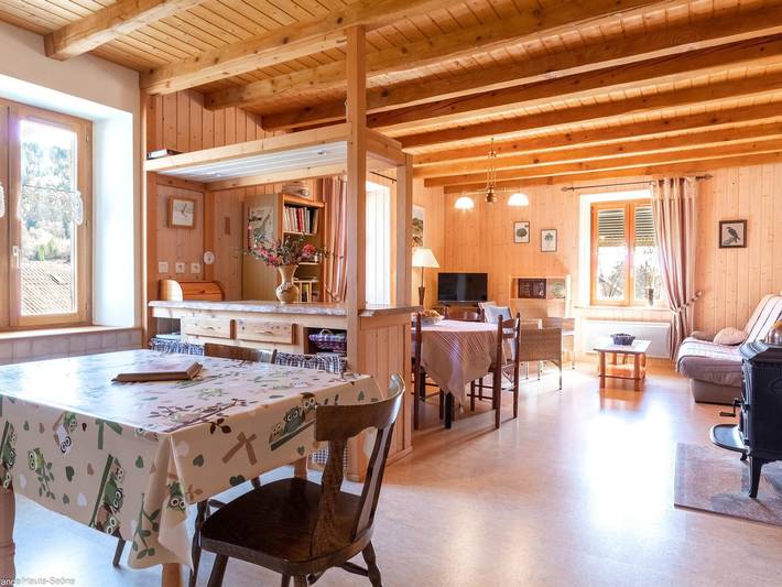 Gîte pour 7 personnes, avec jardin dans Haute-Saône - 4