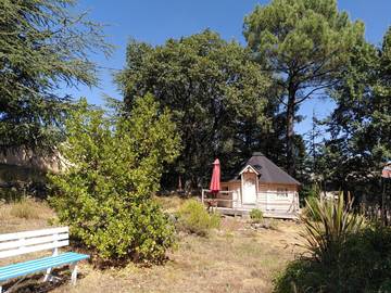 Chambre d’hôte pour 2 personnes, avec jardin et piscine à Lentillères