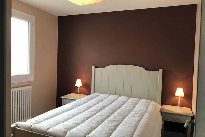 Maison Bord De Mer 3 Chambres Avec Jardin Et Cuisine Exterieure in Les Sables-d'Olonne, Vendée