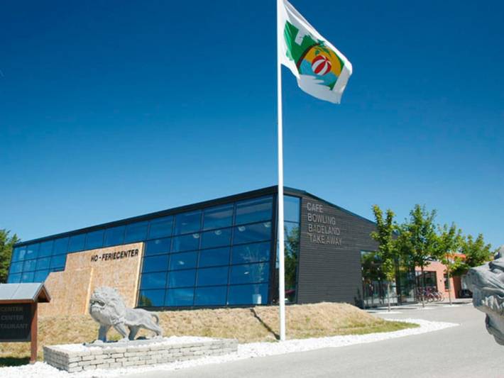 Ferienhaus für 14 Personen, mit Sauna und Terrasse sowie Pool und Whirlpool in Blavand - 2