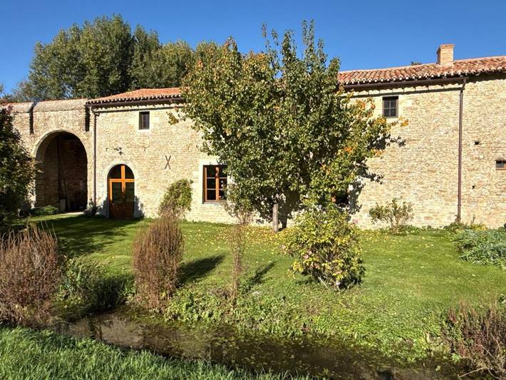 Location de vacances pour 8 personnes, avec jardin et vue dans Marnes - 3