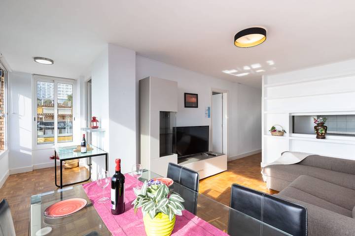 Entire apartment, Seaview Via Augusta in Tarragona, Costa Dorada
