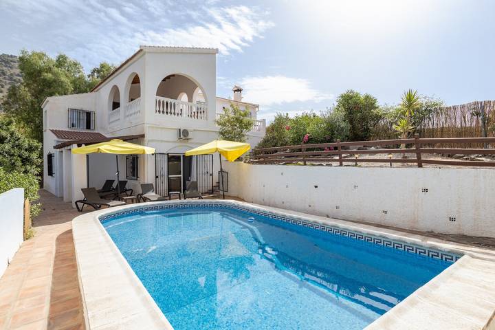 Ferienhaus für 14 Personen, mit Balkon und Garten in Cómpeta