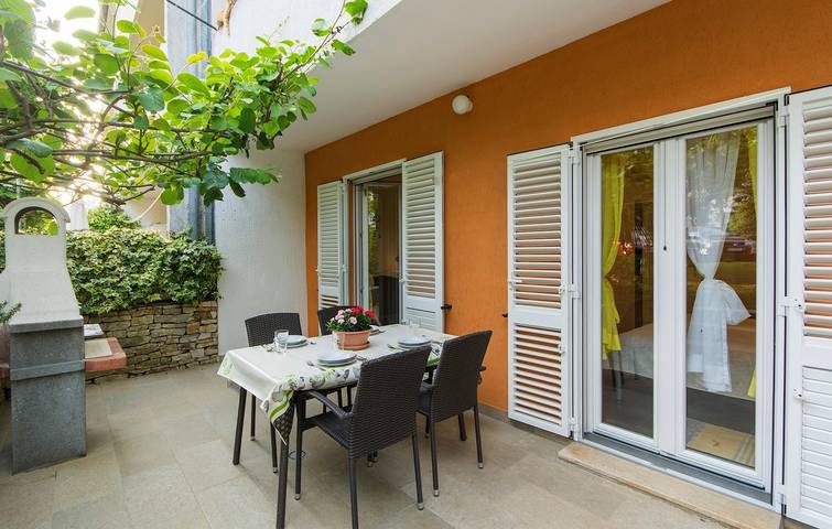 Ferienwohnung für 3 Personen, mit Balkon/Terrasse und Garten in Poreč - 3