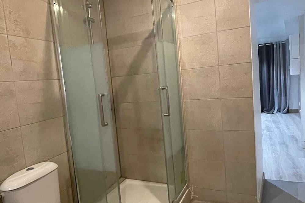 Apartamento entero, Super apartment, 5 minutes from the Rer D'station, outdoor parking in Saint-Fargeau-Ponthierry, Parc naturel régional du Gâtinais français