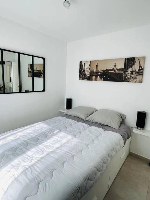 Two-Bedroom House in Marignane, Côte méditerranéenne (France)