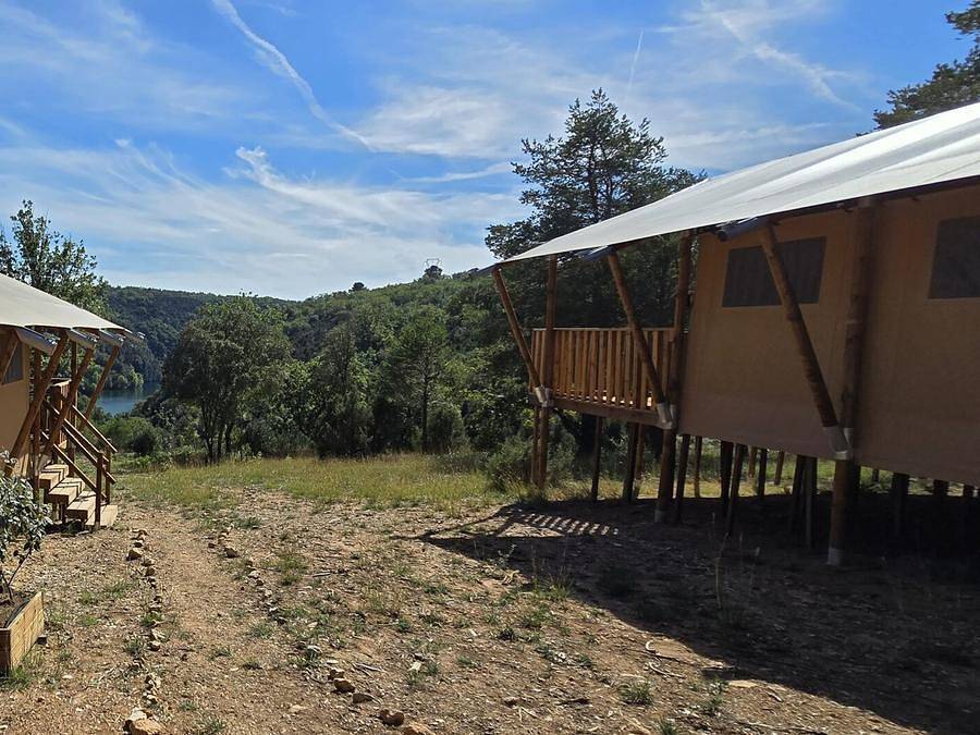 Camping Verdon les Grands Domaines - Tienda de lona y madera 5 personas - Tienda Lodge - 35 m² - 2 habitaciones in Saint-Laurent-du-Verdon, Parc naturel régional du Verdon