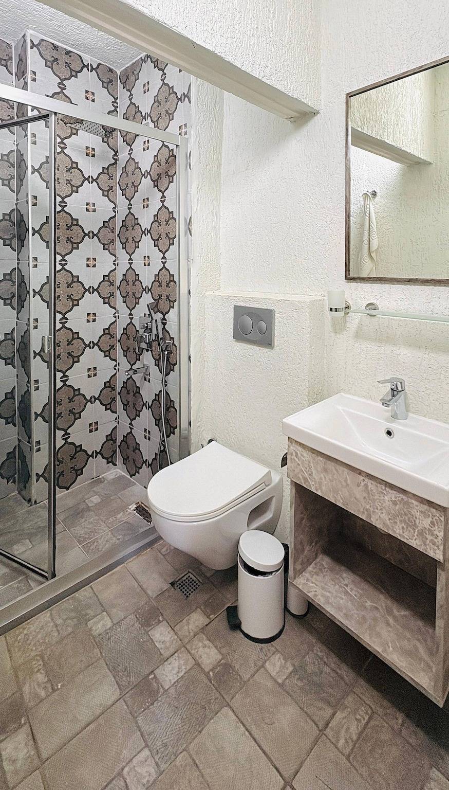Entire apartment, Taksim Square - Deluxe Studio 402 in Beyoğlu, Istanbul
