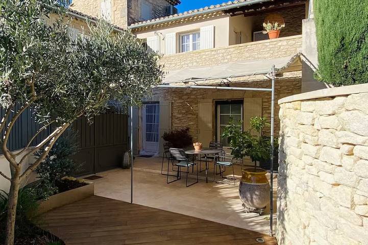 Location de vacances pour 4 personnes dans Office De Tourisme Alpilles En Provence
