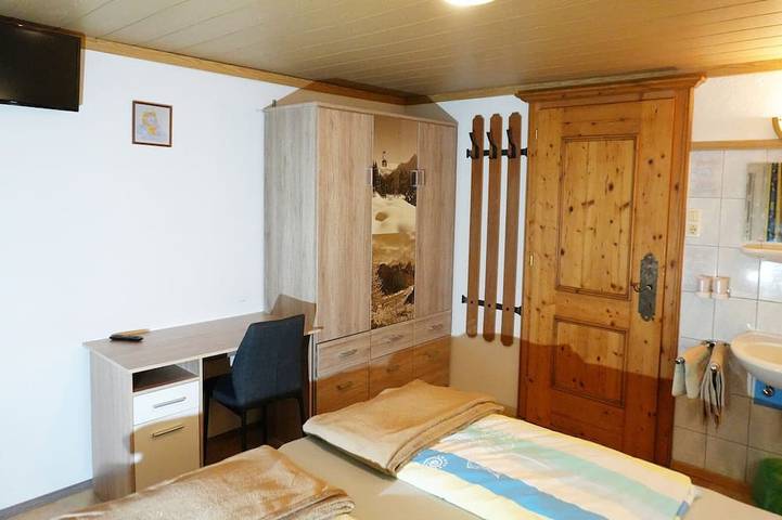 Hütte für 12 Personen, mit Balkon in Hippach - 4