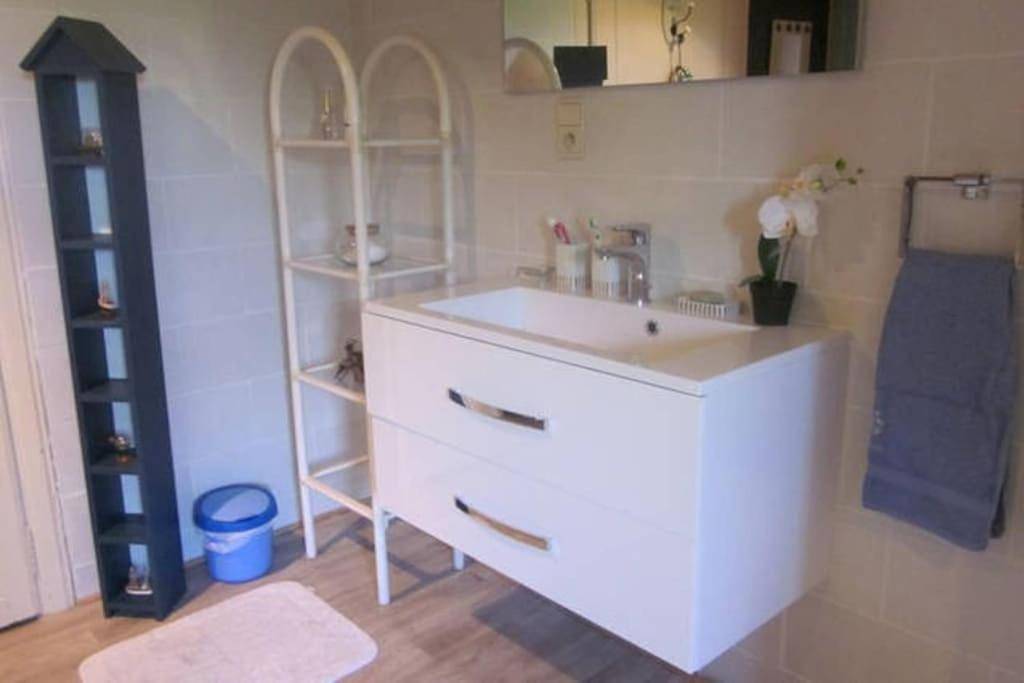 Appartement de vacances entier, Twin Room in Fauvillers, Parc naturel Haute-Sûre Forêt d'Anlier