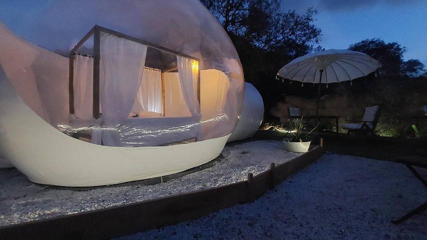Camping para 2 personas, con Jacuzzi y Terraza además de Jardín y Vistas en Provincia de Málaga