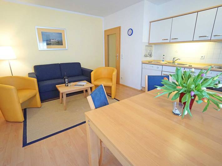Ganze Ferienwohnung, Feriendomizil Goethestraße, Wohnung Lachmöwe (Whg. 3) - Ferienwohnung Lachmöwe (Whg. 3) in Drei Kaiserbäder, Heringsdorf