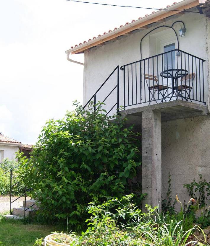 Gîte pour 2 personnes, avec Balcon ainsi que Terrasse et Jardin à Rouffignac