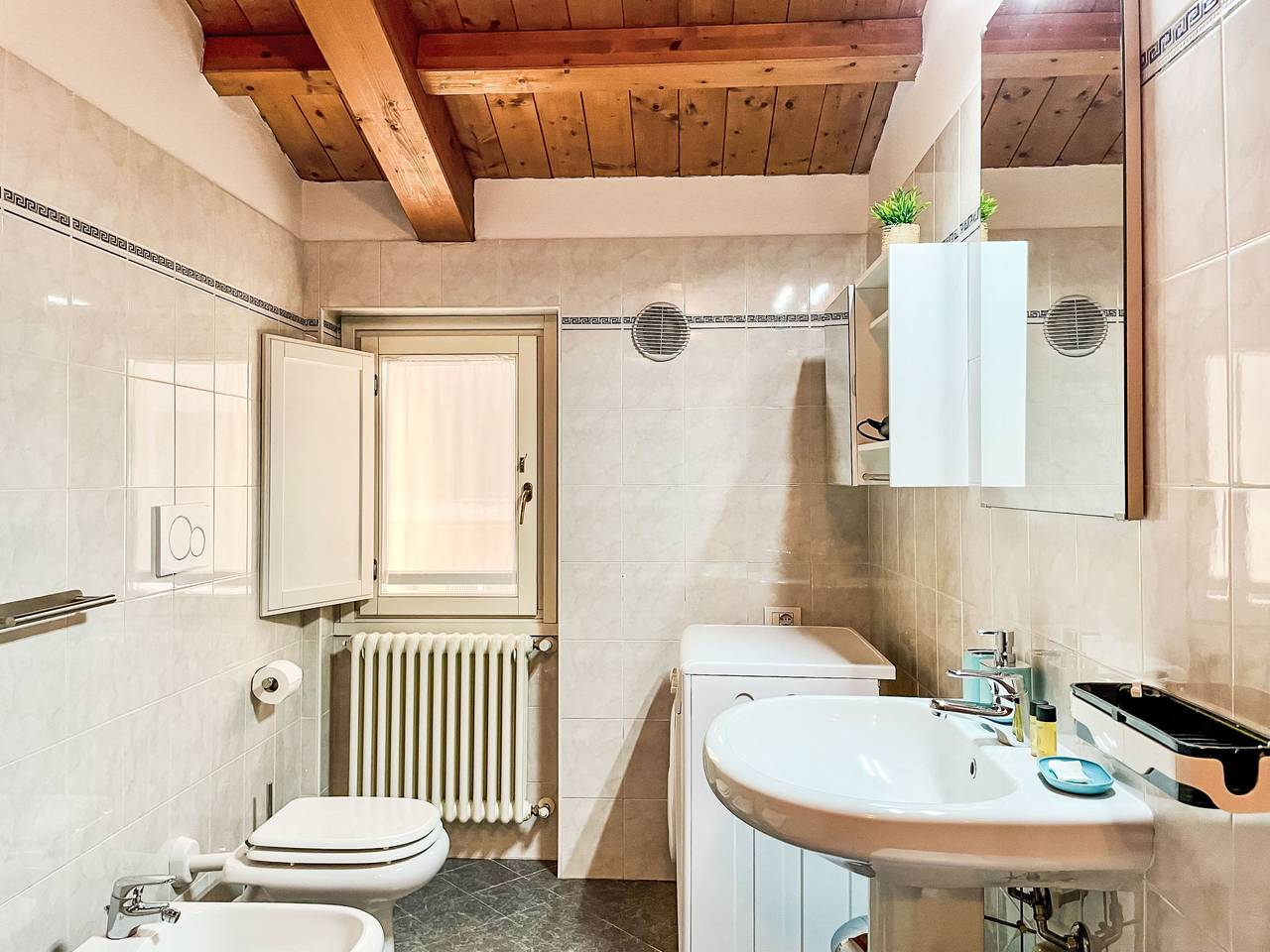 Apartamento entero, Domus ad Lacum in Cólico (Italia), Alpes de Orobie Occidental