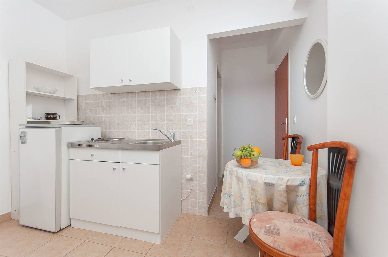 Całe studio, Apartments Zorka in Ratac, Tučepi