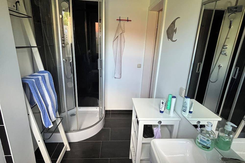 Ganze Wohnung, Uns Huus Maike  ruhige, gemütliche Ferienwohnung an der Wohlenberger Wiek in Hohenkirchen, Nordwestmecklenburg (Wismar und Umgebung)