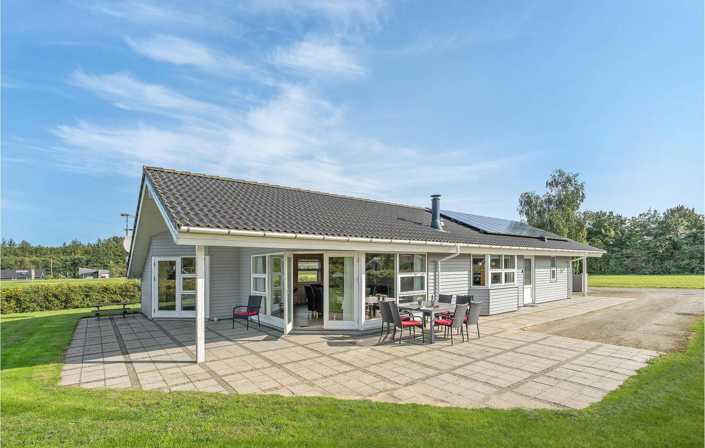 Vacation house for 6 people with hot tub in Hovborg, Vejen