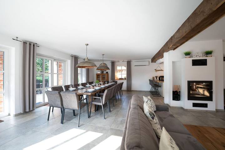 Ferienhaus für 16 Personen, mit Terrasse und Garten sowie Sauna und Ausblick in Biendorf - 4
