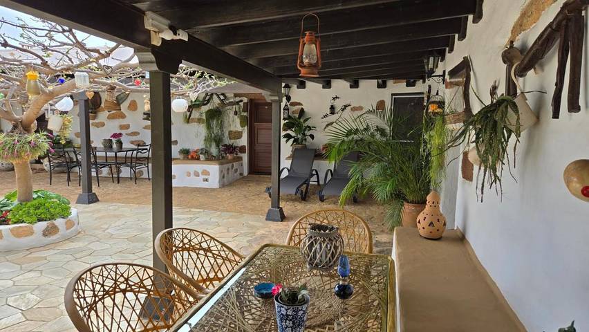 Casa rural para 6 personas, con piscina además de vistas y jardín, Se admiten mascotas en Puerto del Rosario - 3