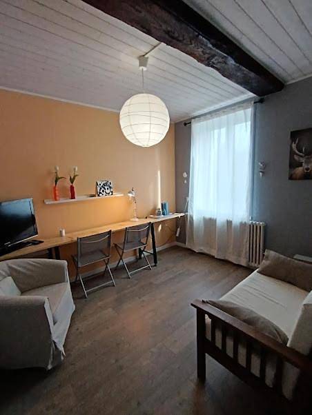 Double Room in Saint-Germain-du-Bois, Région de Louhans