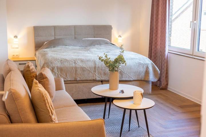 Ferienwohnung für 4 Personen, mit Balkon und Terrasse sowie Garten