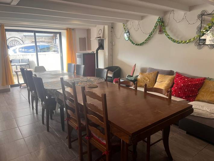 Casa vacacional 'Gîte de Pontempeyrat' con terraza privada, jardín compartido y Wi-Fi in Craponne-sur-Arzon, Parque Natural Regional Livradois-Forez