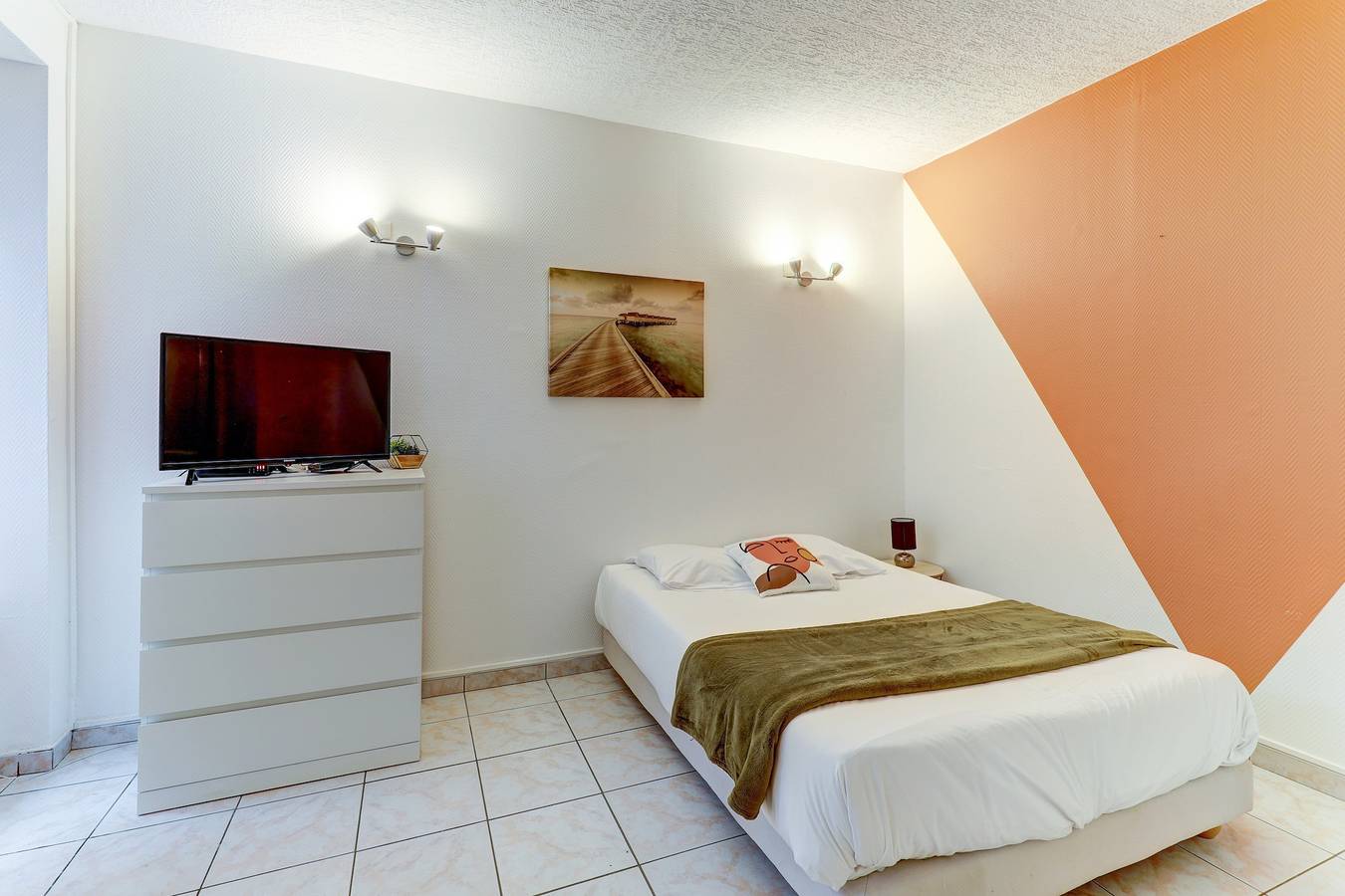 Ganze Wohnung, Cocon Thermal - Proche des Thermes in Néris-les-Bains, Montluçon und Umgebung