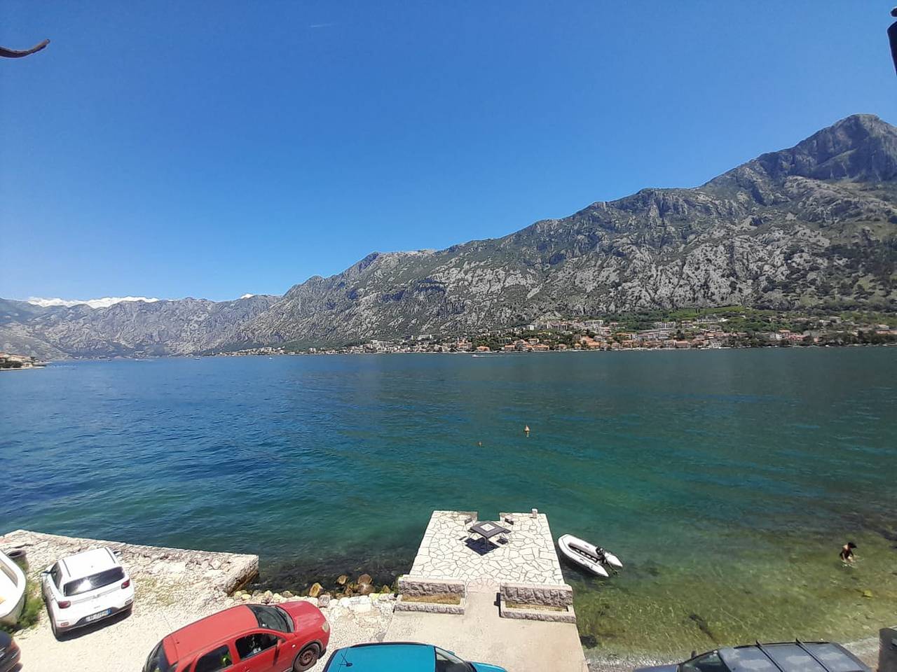 Beach edge, 4-Bed House in Muo Kotor in Boka Kotorska