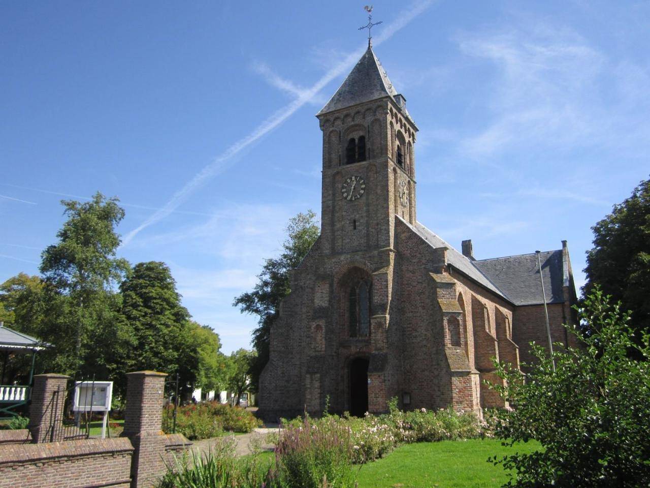Geheel appartement, Double Room in Noordgouwe, Zeeuwse Kust
