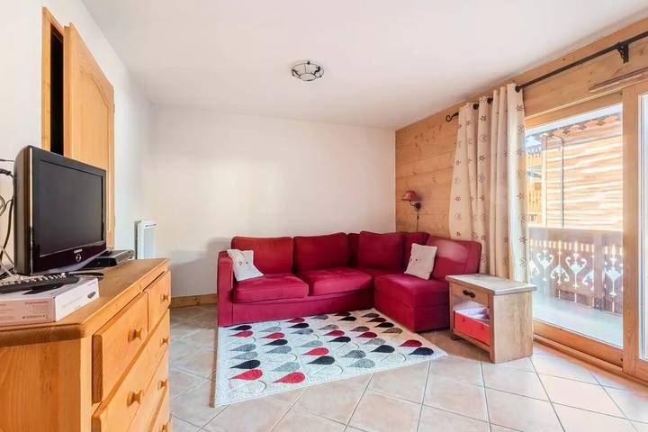 Gîte pour 6 personnes, avec balcon dans Office De Tourisme Des Carroz - 2
