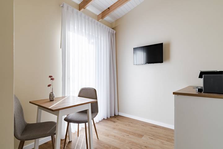 Entire apartment, Room 'Avó Custódia - Room' with Mountain View, Wi-Fi and Air Conditioning in Campo do Gerês, Braga District