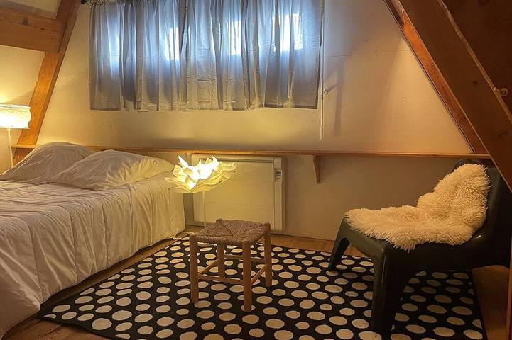 Chalet pour 6 personnes, avec piscine et balcon, animaux acceptés dans Super Besse - 2
