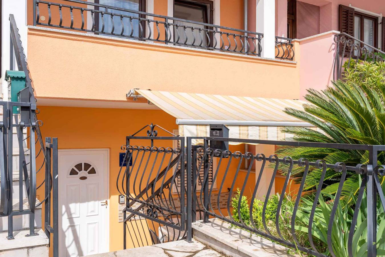 Appartement de vacances entier, Appartement de vacances avec terrasse et air conditionné  in Rovinj, Région de Rovinj