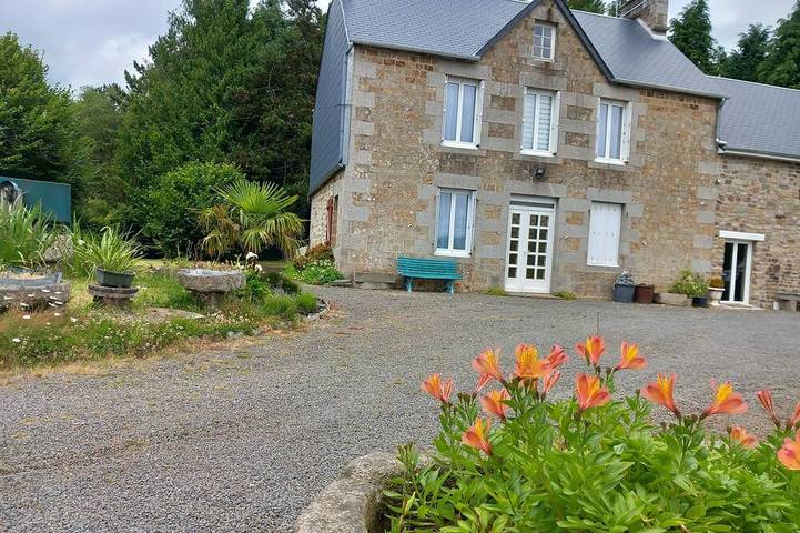 Location de vacances pour 9 personnes à Sainte-Cécile (Manche)