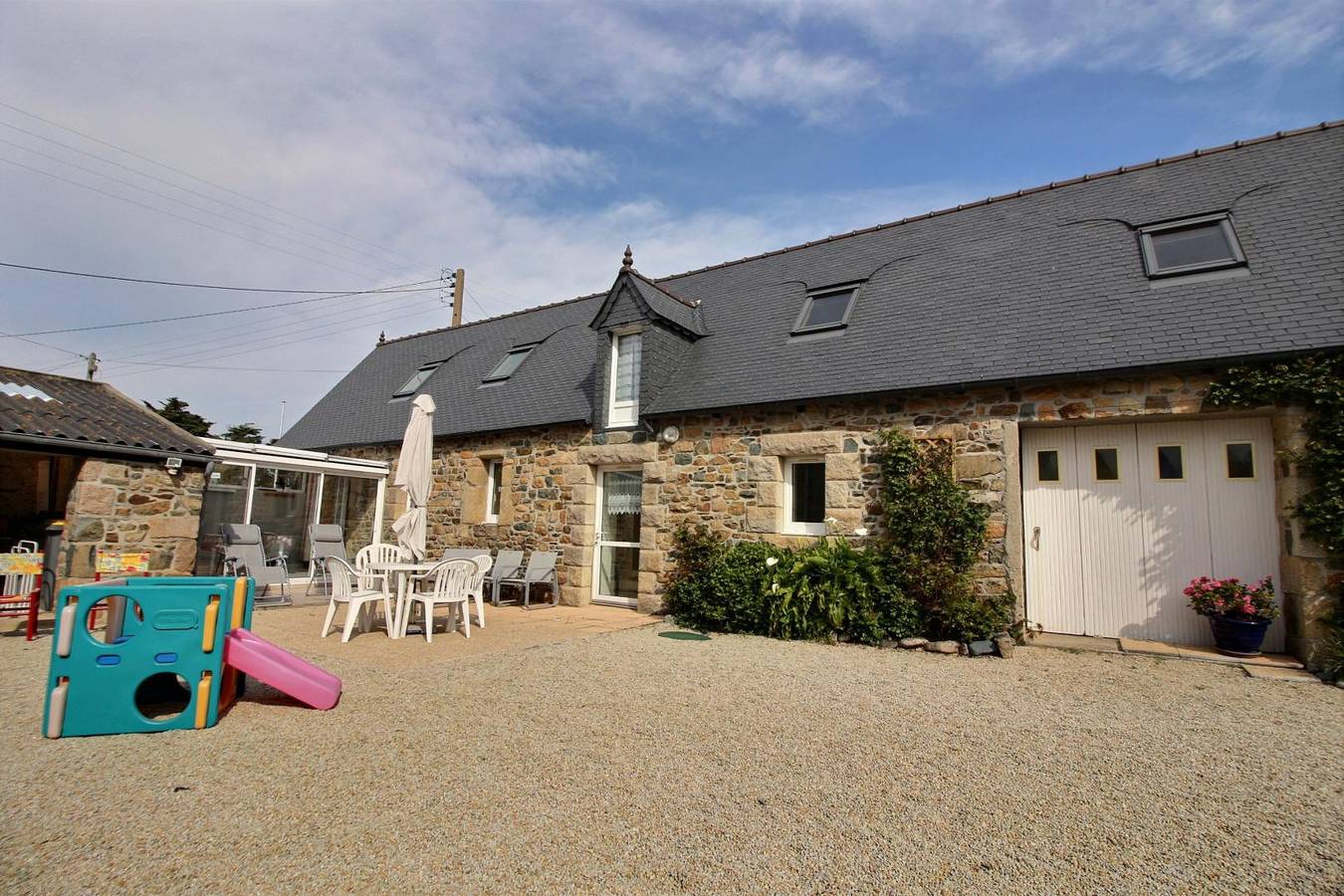 Kernevez-2- in Plougrescant, Pink Granite Coast