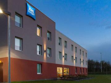 Hôtel pour 3 personnes, avec jardin à Romorantin-Lanthenay